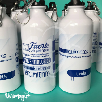 Caramañolas Metalica Blanca 600 Ml Sublimada + Caja con Sticker un solo diseño,  personalizado con nombres